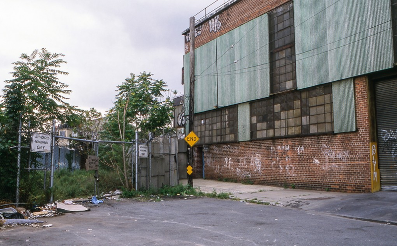 Illustration for article titled Photos of Dead Ends Are a Glimpse at Brooklyn's Roads Less Traveled
